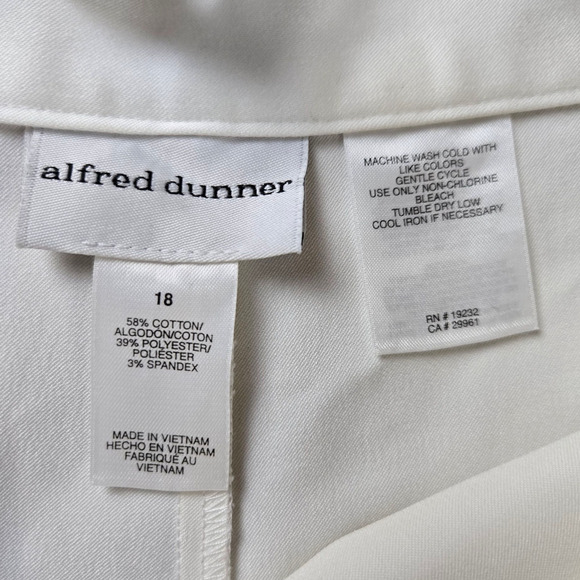 Alfred Dunner White Monte Carlo Classic Stretch Minimal Straight Pants Size 18 - Picture 4 of 8